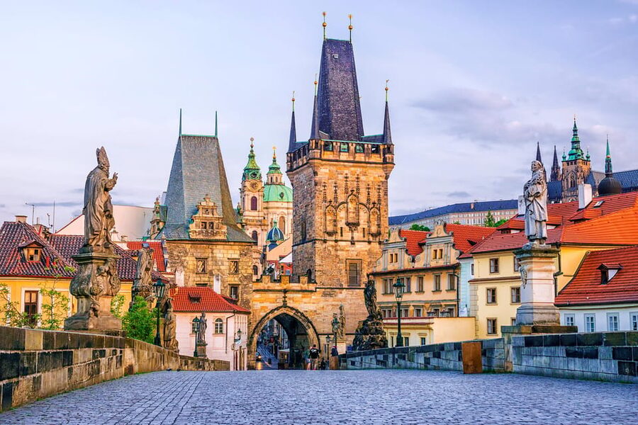 1000 years of history! Evening walking foodie tour - Meeting by Prague Castle, then getting your bearings the easy way