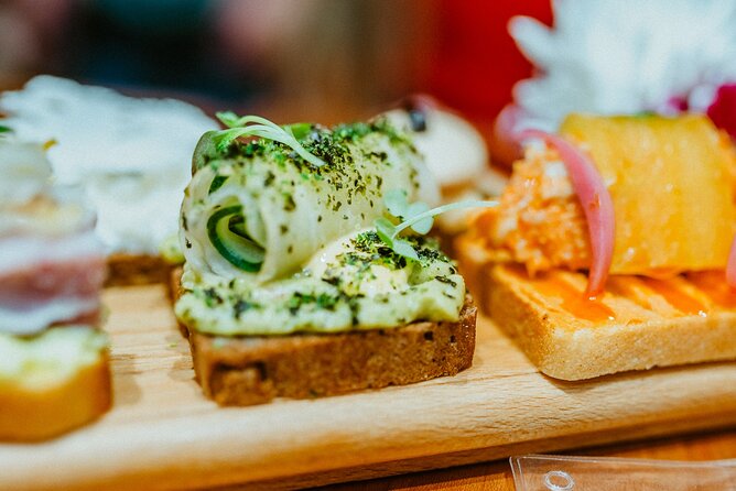 Award-Winning Prague Evening Old Town Food and Drink Tour - A prize-winning Prague night that actually eats like dinner