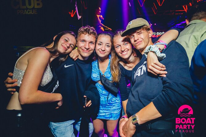 Boat Party in Prague - A 11:00 pm start that turns Prague into a night show