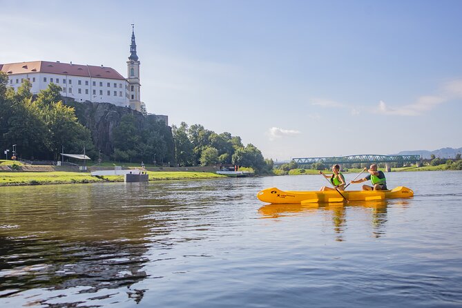 Canoeing on the Elbe river from Děčín to Bad Schandau - From Děčín into the sandstone canyon through national parks