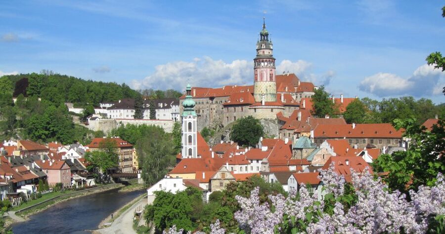 Český Krumlov: 2 Hour Private Walking Tour with Guide - A Medieval Town You Understand From the Sidewalk