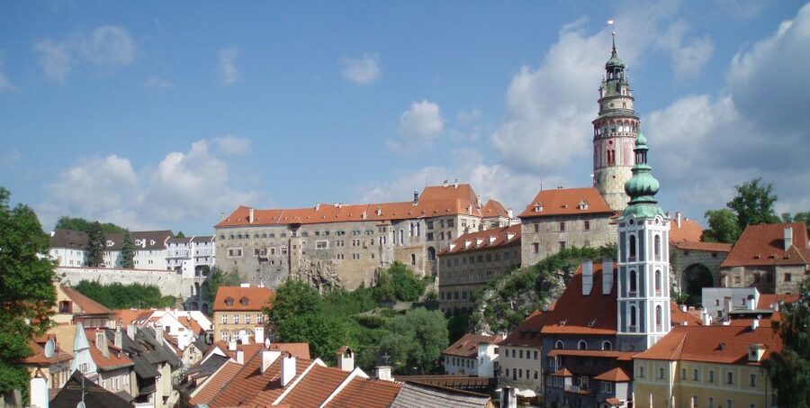 Český Krumlov: 2 Hour Private Walking Tour with Guide - Pickup and Meeting Points: Making It Effortless