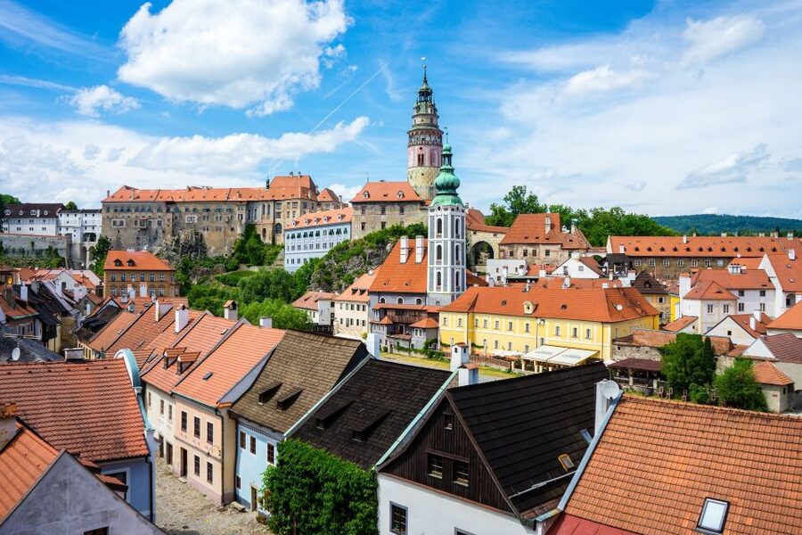 Cesky Krumlov Private Day Trip from Prague - The Cesky Krumlov walking tour: how to get meaning fast