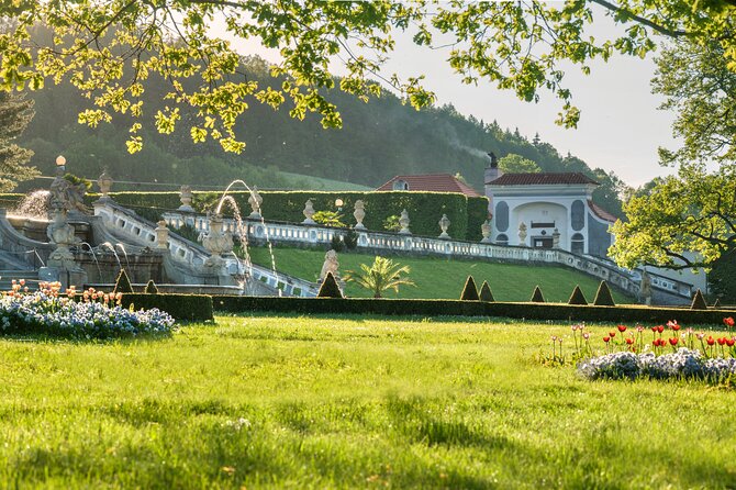 Cesky Krumlov Tour 4 hours - Pickup, meeting points, and timing: how to avoid the old-town scramble
