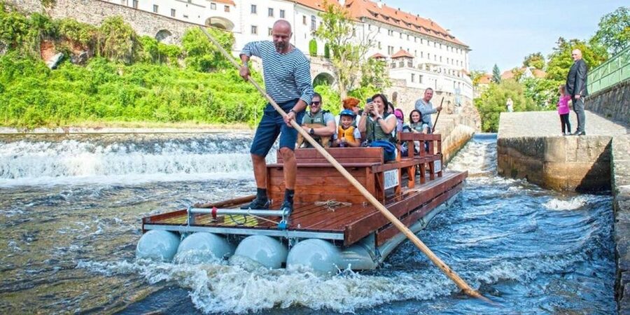 Český Krumlov: Wooden Raft River Cruise - Why A Wooden Raft on the Vltava Changes How You See Český Krumlov