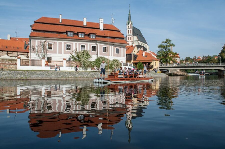Český Krumlov: Wooden Raft River Cruise - Who Should Book This Raft Cruise (And Who Might Not Love It)