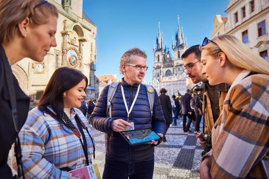 Charles Bridge & Lesser Town Walking Tour - Who should book this Charles Bridge to Lesser Town walk