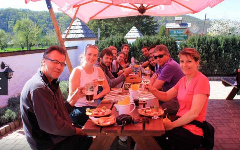 Coutryside bike tour to Karlstejn Castle. - Pedal power along the Vltava and Berounka rivers