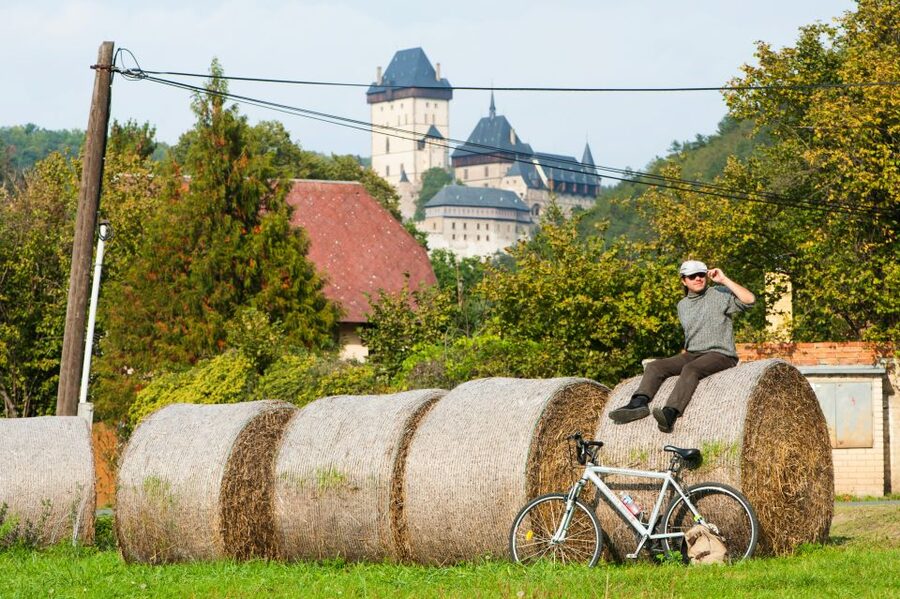 Coutryside bike tour to Karlstejn Castle. - Price and what $164 buys you in the real world