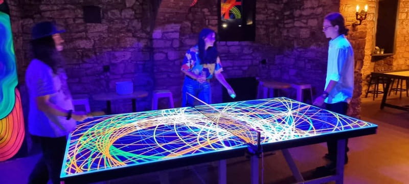 Crew Bar Prague: Open bar, ping pong or shuffleboard game - How the Open Bar Fits Into the Game