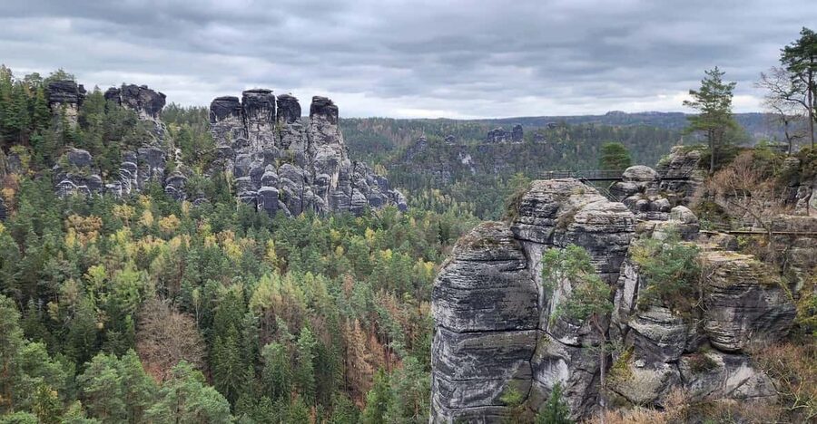 Day trip from Prague to Bohemian and Saxon Switzerland - Timing, pace, and how the guide keeps it from feeling like a race