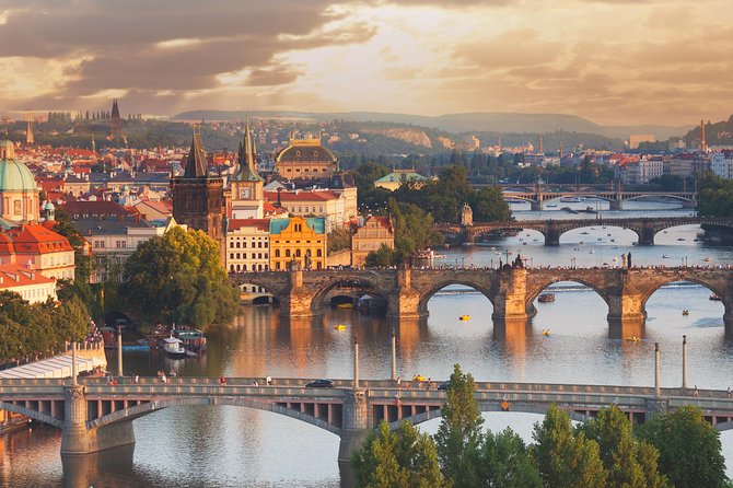 Discover Prague Private Tour - 3 hours - Why a 3-hour private highlights loop makes sense in Prague