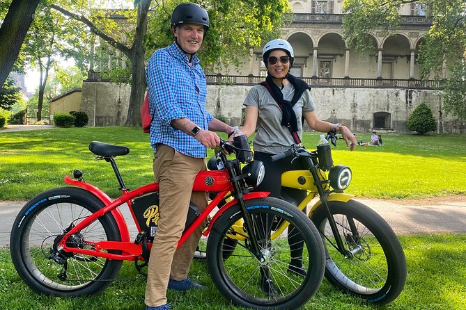 E-BIKE TOUR: 10 Must-See Landmarks & Viewpoints in Prague 1-8per. - Kafka, art, and Czech academia outside the crowds