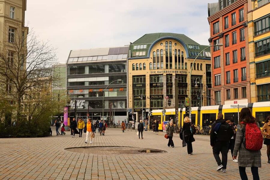 Eating Berlin: City Center Food & Beer Tour - Key things to love about this Berlin food and beer tour
