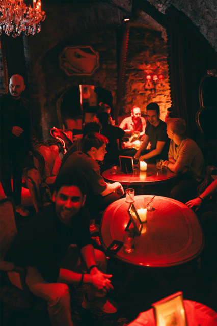 Friday Night Live Music in Old Town at Le Valmont - Le Valmont in Prague 1: what kind of night this really is