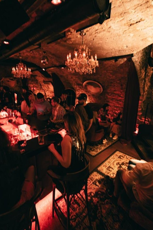 Friday Night Live Music in Old Town at Le Valmont - Who should book this Friday Night Live Music at Le Valmont