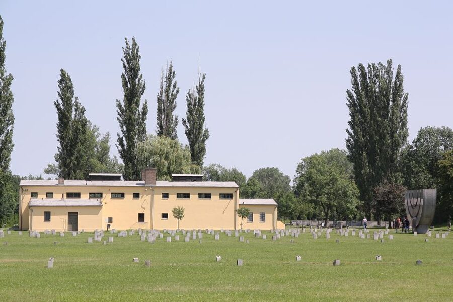From Prague: All-inclusive Bus Tour to Terezin Memorial - Key highlights worth planning for