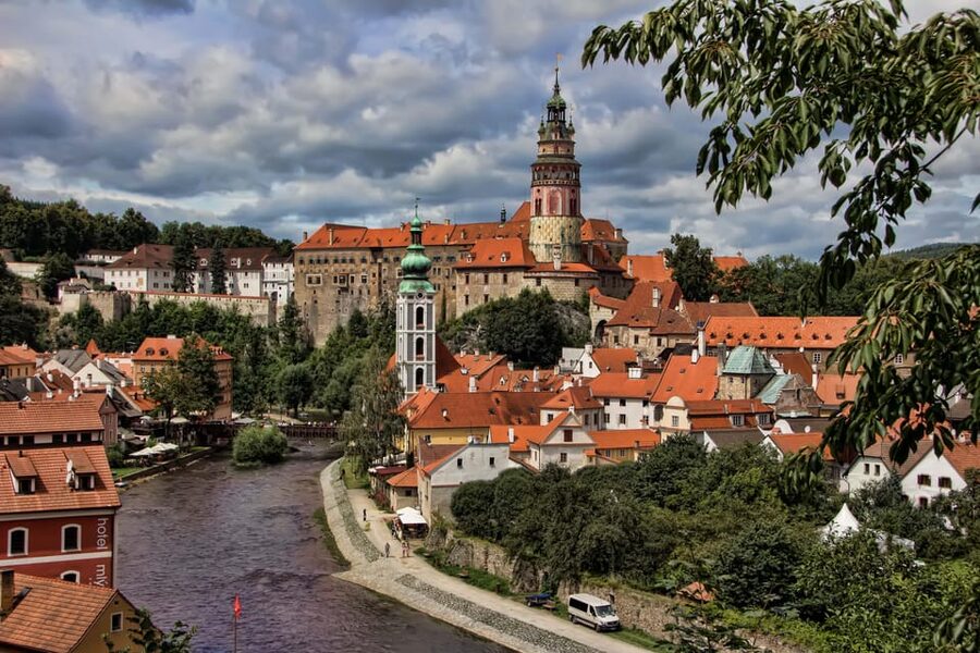 From Prague: Český Krumlov Full-Day Tour with Pickup - Quick Hits Before You Go