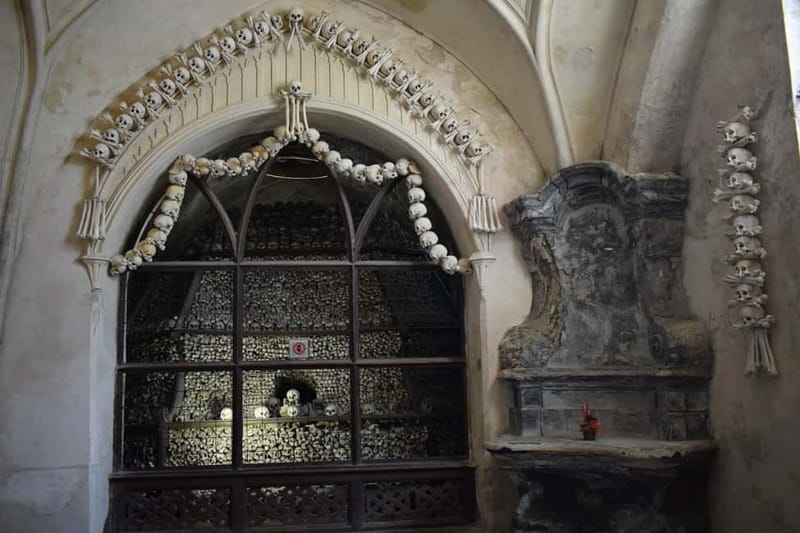 From Prague: Half-Day Coach Tour to Kutná Hora - Hrádek museum and the Italian Court: the mining-administration angle