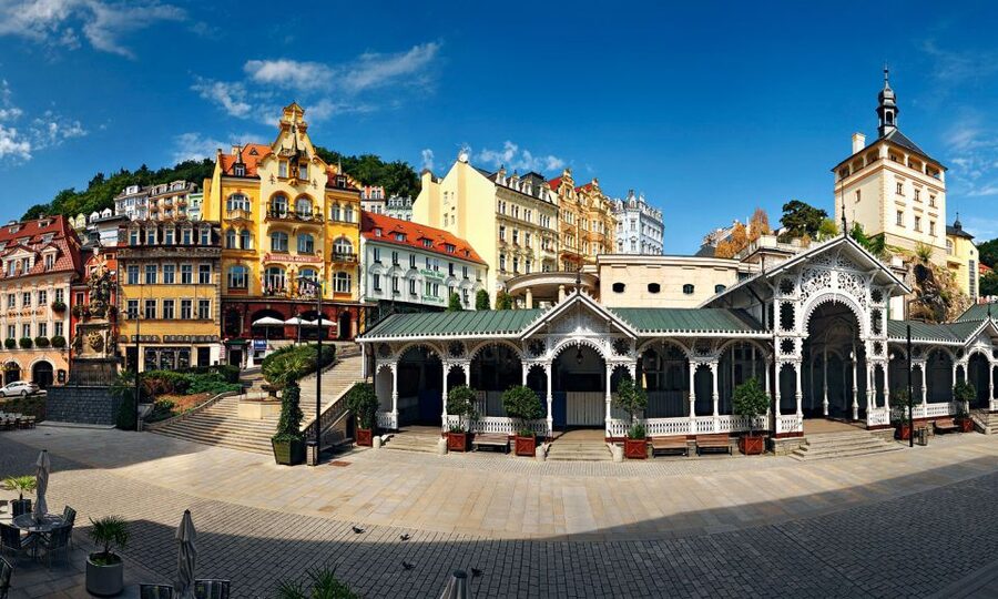 From Prague: Karlovy Vary Guided Day Trip - Why Karlovy Vary feels like a spa town, not a checklist