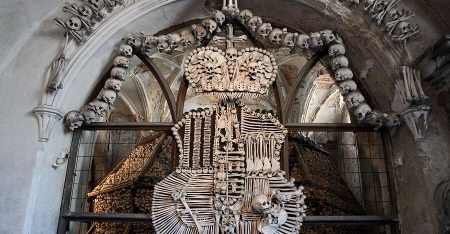 From Prague: Kutna Hora and Bone Chapel Tour - Why Kutná Hora feels like a different world from Prague