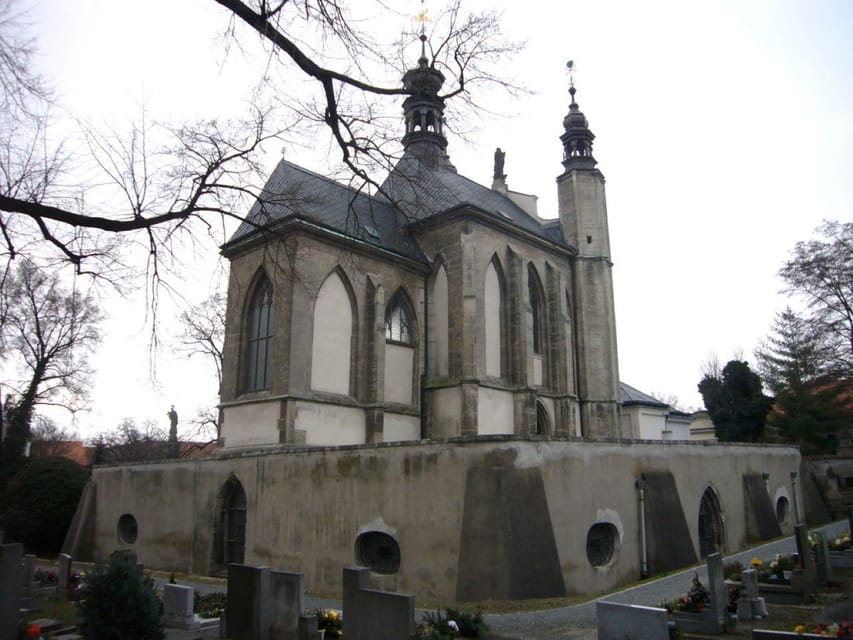 From Prague: Kutna Hora private Day Tour by car - The Prague-to-Kutná Hora Car Ride: Comfort, Wi-Fi, and Flexibility