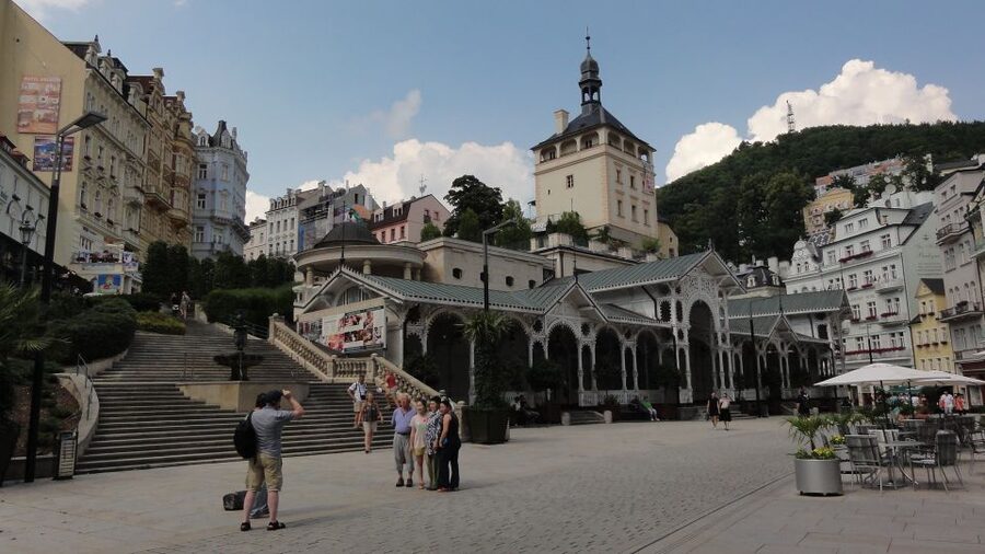 From Prague: Private Karlovy Vary & Crystal Factory Tour - Moser Glassworks on Weekdays, Becherovka Museum on Weekends