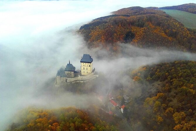 From Prague: Small-Group Karlstejn Castle & Koneprusy Caves Trip - Why Koněprusy Caves and Karlštejn fit together so well