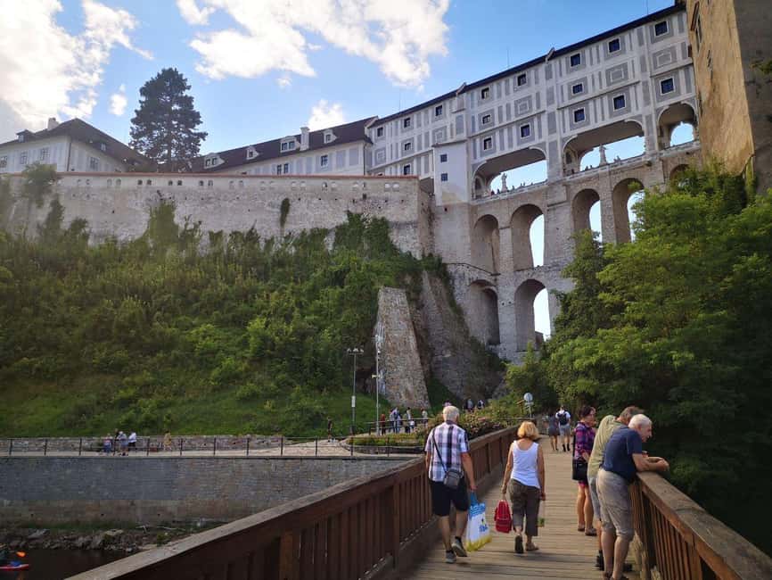 From Prague to the fabulous Cesky Krumlov:fullday experience - Lunch in Český Krumlov: how to use 1.5 hours wisely