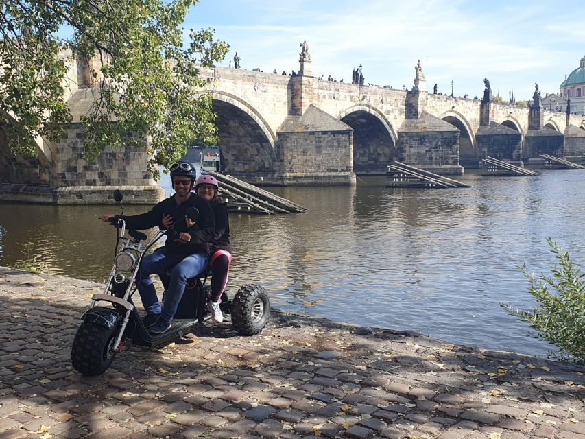 Grand City Tour on Electric Trike in Prague - Live Guided - Meet your trike: training, safety, and who can drive