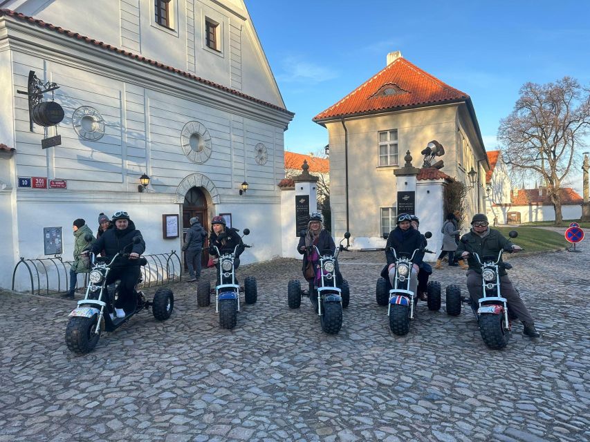 Grand City Tour on Electric Trike in Prague - Live Guided - How long is it, and why the pacing matters