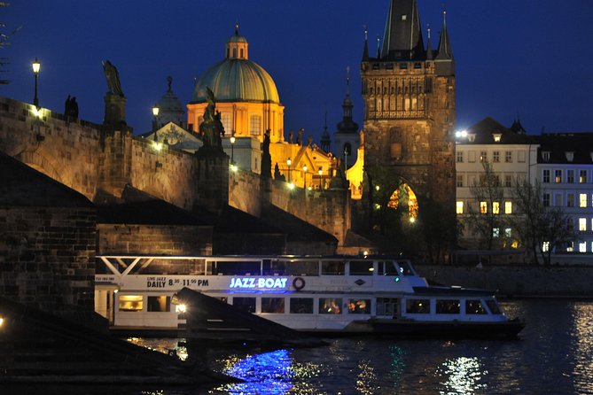 Jazz Boat: Popular LIVE JAZZ dinner cruise - The cruise route: Prague sights from the river, plus the fun parts