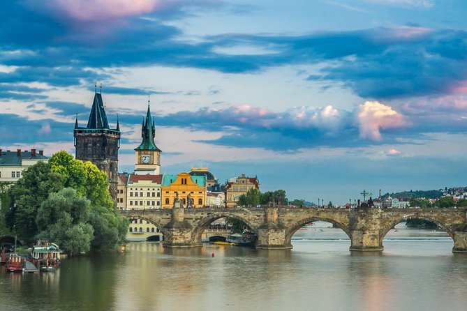 Johnny's Prague Photography Tour - Stop 5 on Charles Bridge: shooting from off-the-beaten-path spots