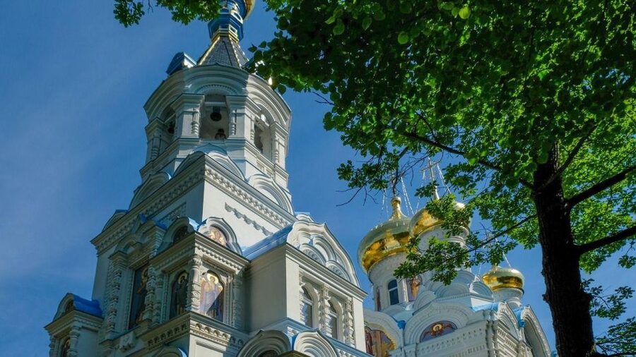 Karlovy Vary: Private Walking Tour - St Mary Magdalene to the First Impressions: Your Walk Begins at náměstí Svobody