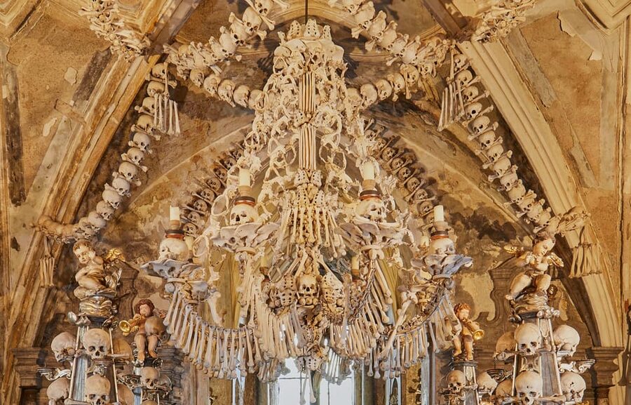 Kutná Hora: Sedlec Ossuary Skip-the-Line Ticket & Audioguide - Your one-day plan: Ossuary first, cathedral 5 minutes later