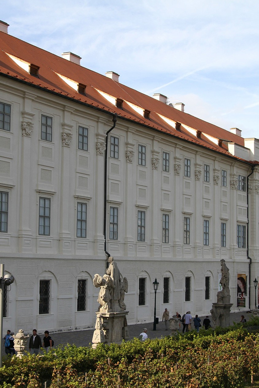 Kutna hora - Unesco - Starting at náměstí Republiky, The Coach Ride Tempo, and How to Prepare