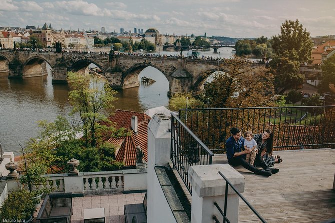 photoshoot in prague - Meeting Point Near Charles IV: How to Start Easy
