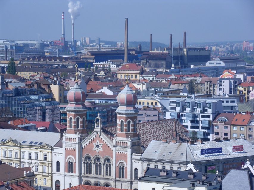 Pilsen: Old Town Gastronomy Tour - Pub tasting of Czech snacks and beer, the food culture part that actually helps