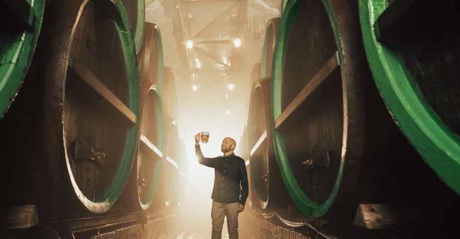Pilsen: Pilsner Urquell Brewery Tour with Beer Tasting - Where this tour starts at U Prazdroje, and what to do first