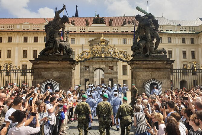 Prague: 1-Hour Castle Tour With Fast-GET Admission Ticket - Who this tour fits best, and who might want a different format
