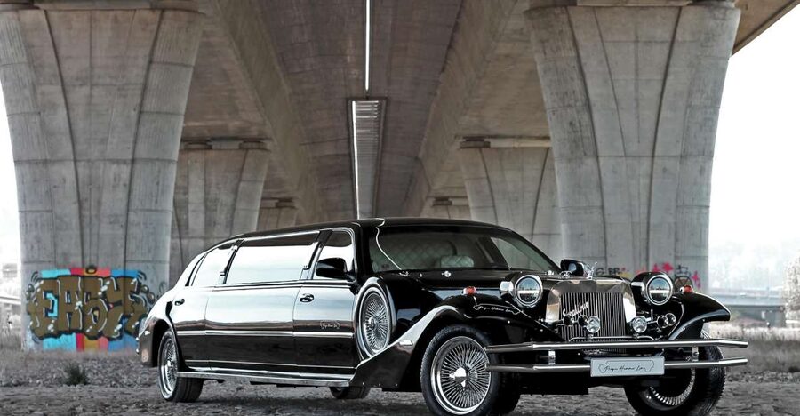 Prague: 1-Hour Vintage Limousine Rental - How a 1-Hour Vintage Limousine Rental Fits Prague Perfectly