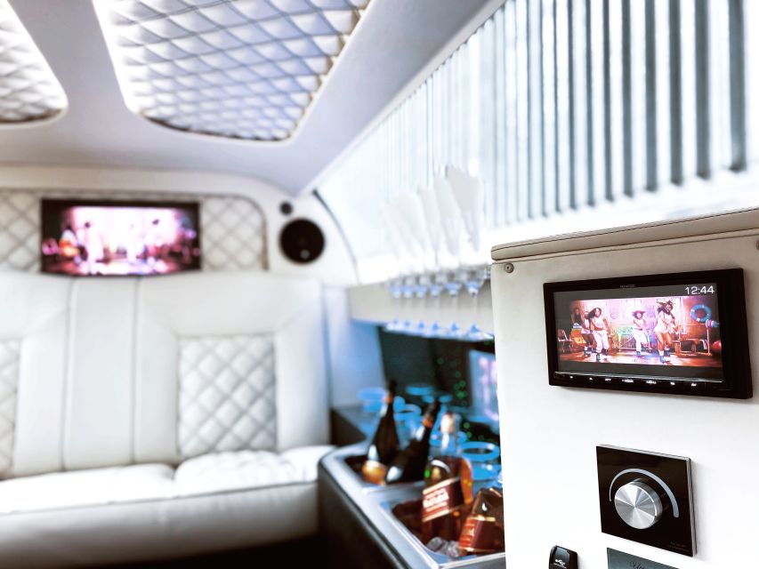 Prague: 1-Hour Vintage Limousine Rental - Simple Tips for a Smooth Ride in Prague