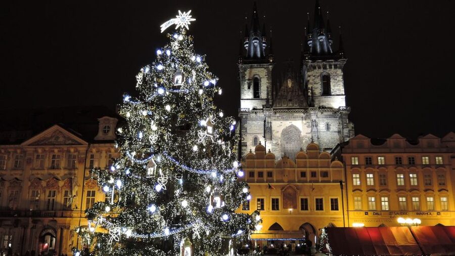 Prague: 2-3h Magical Christmas Markets Tour with Inclusions - Key Points Worth Your Time