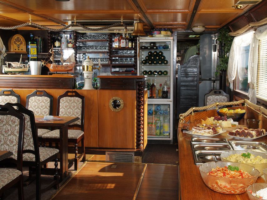 Prague: 2-Hour Lunch Cruise on the Vltava River - Who This Prague Lunch Cruise Best Fits