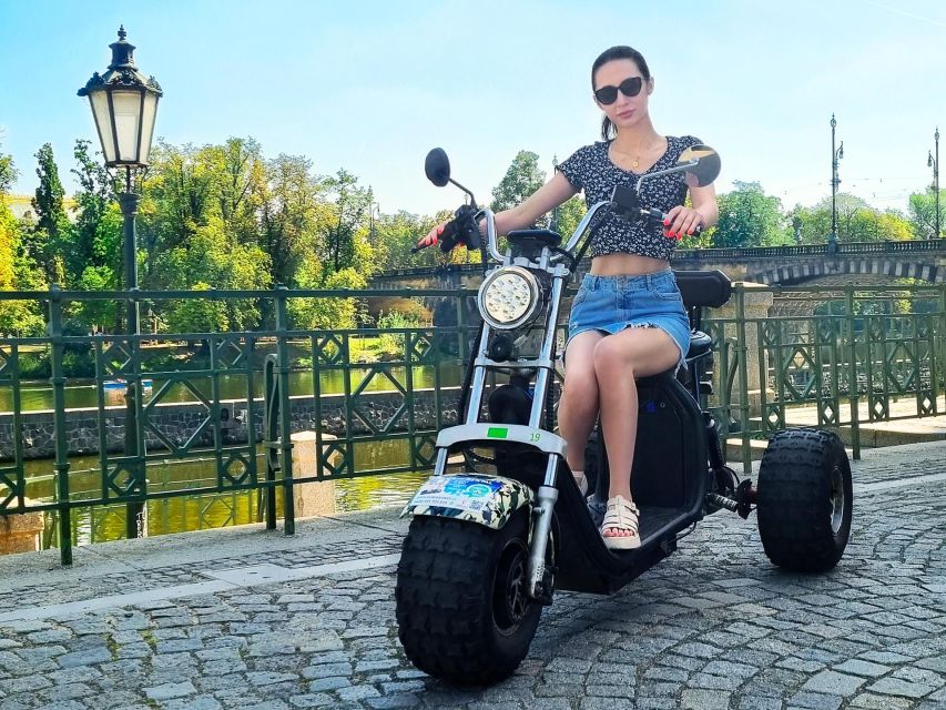 Prague: 2-Hour Trike Live Guided Tour of Old Town - Why a trike tour makes sense for Prague’s Old Town pace
