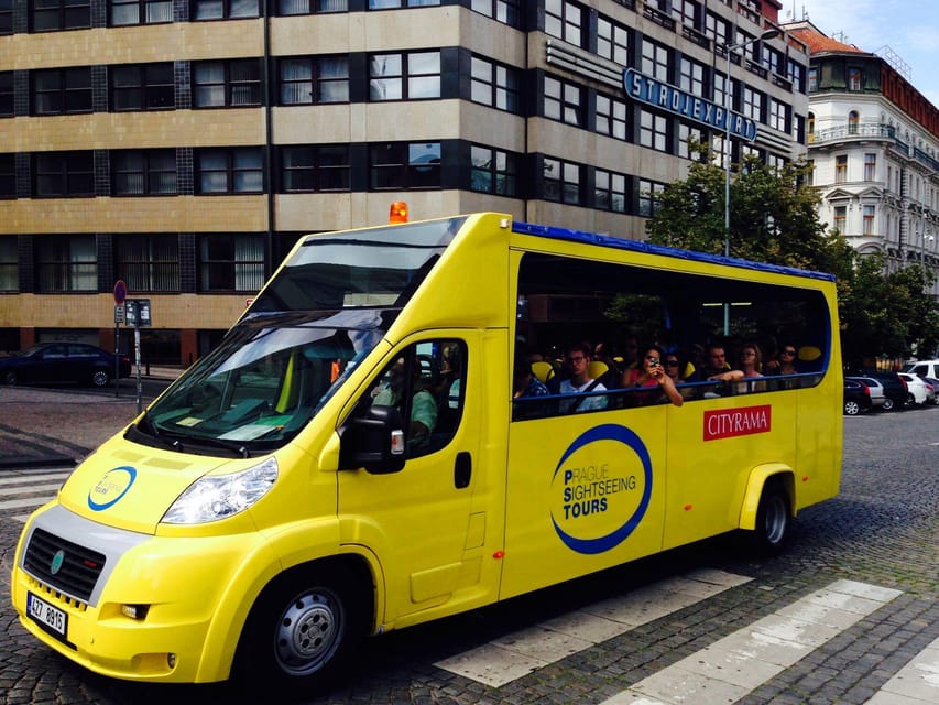 Prague: 2 hours city tour + 1 hour boat cruise - Key things I’d watch for