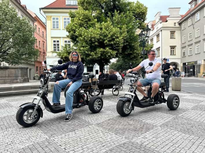 Prague: 2 hours FUN TRIKE tour in Prague with guide - Meeting at Uhelný trh: How the tour starts in the right place