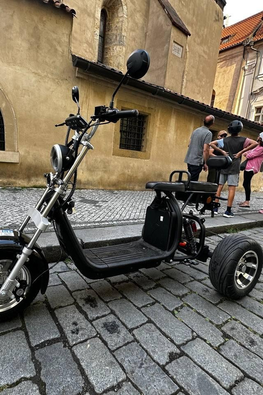 Prague: 2 hours FUN TRIKE tour in Prague with guide - Learn the trike before you hit cobbles and crowds
