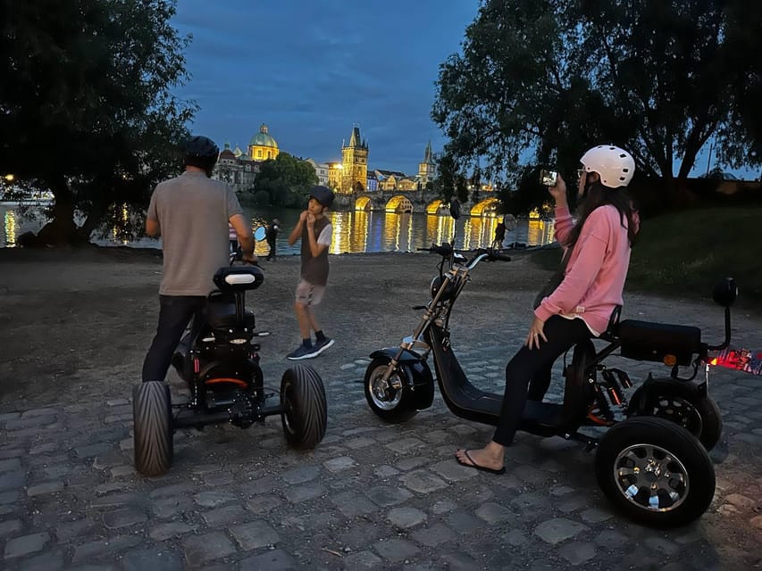 Prague: 2 hours FUN TRIKE tour in Prague with guide - Photo opportunities that make the ride feel worth it