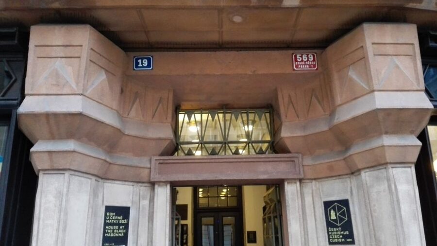 Prague 3-Hour Architectural Tour - Flexibility you will appreciate, even on a fixed 3-hour route
